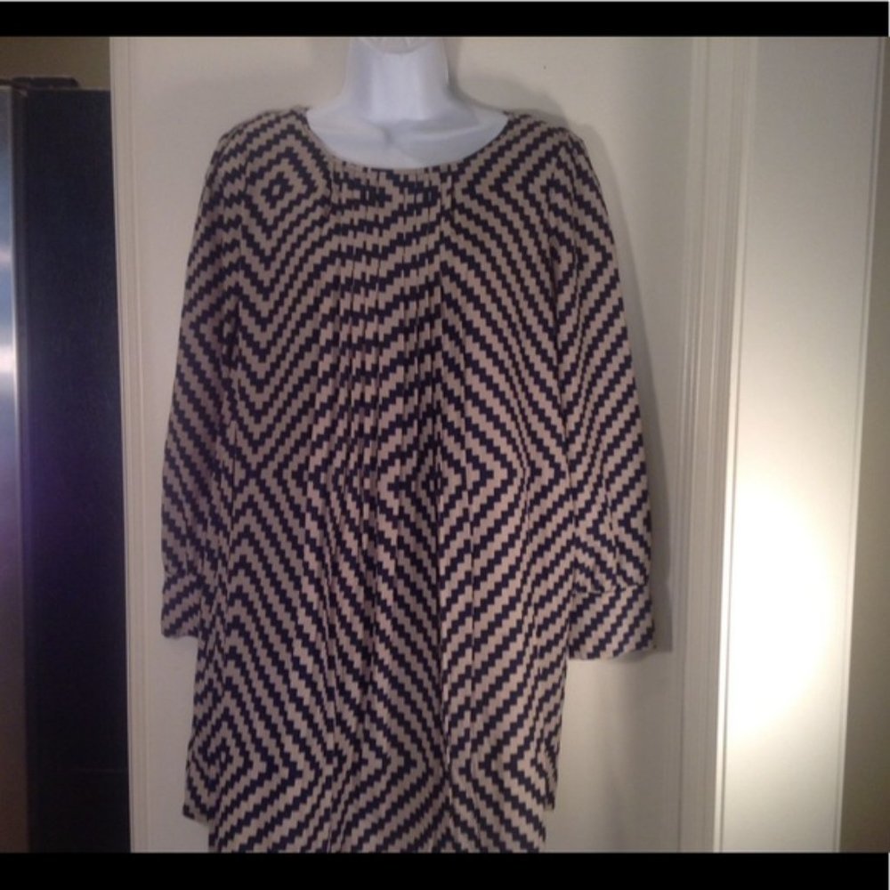 Reborn color block taupe navy pattern dress